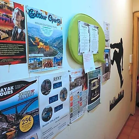 Coolhostel Albergue *