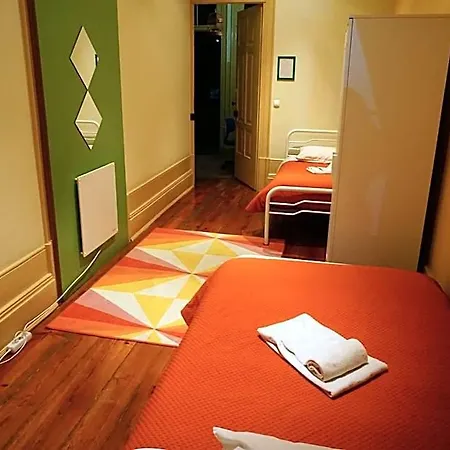 Coolhostel Albergue