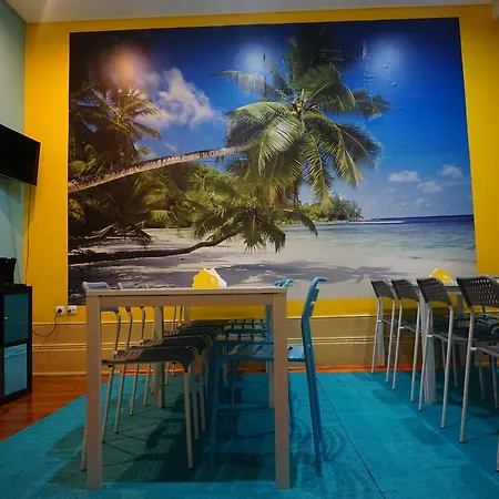 Coolhostel *