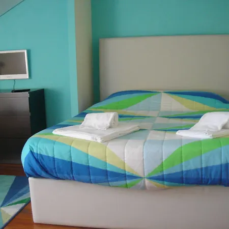 Coolhostel אכסניה *